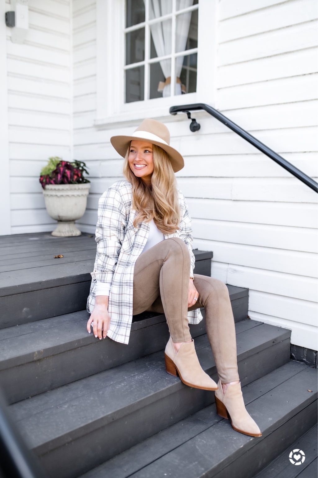 Faux Suede Leggings (Chantilly)
