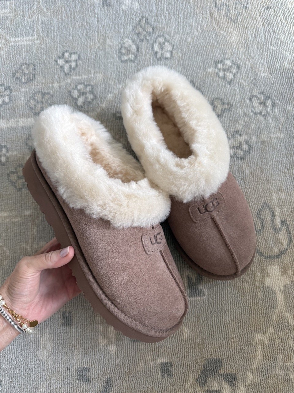UGG® Tazzette Genuine Shearling Collar Slipper